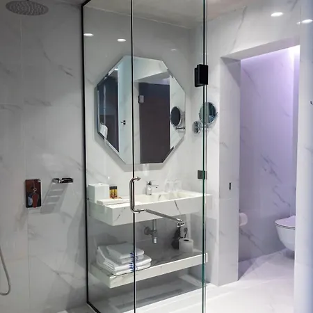 Maritim Marina Bay & Casino Adult Friendly 호텔 Vlorë