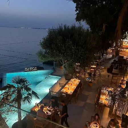 Maritim Marina Bay & Casino Adult Friendly Hotell Vlorë